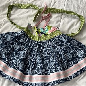 Sz 4 Moonflower 🌙 
Euc
Gorgeous silver trim!
SFpf HW